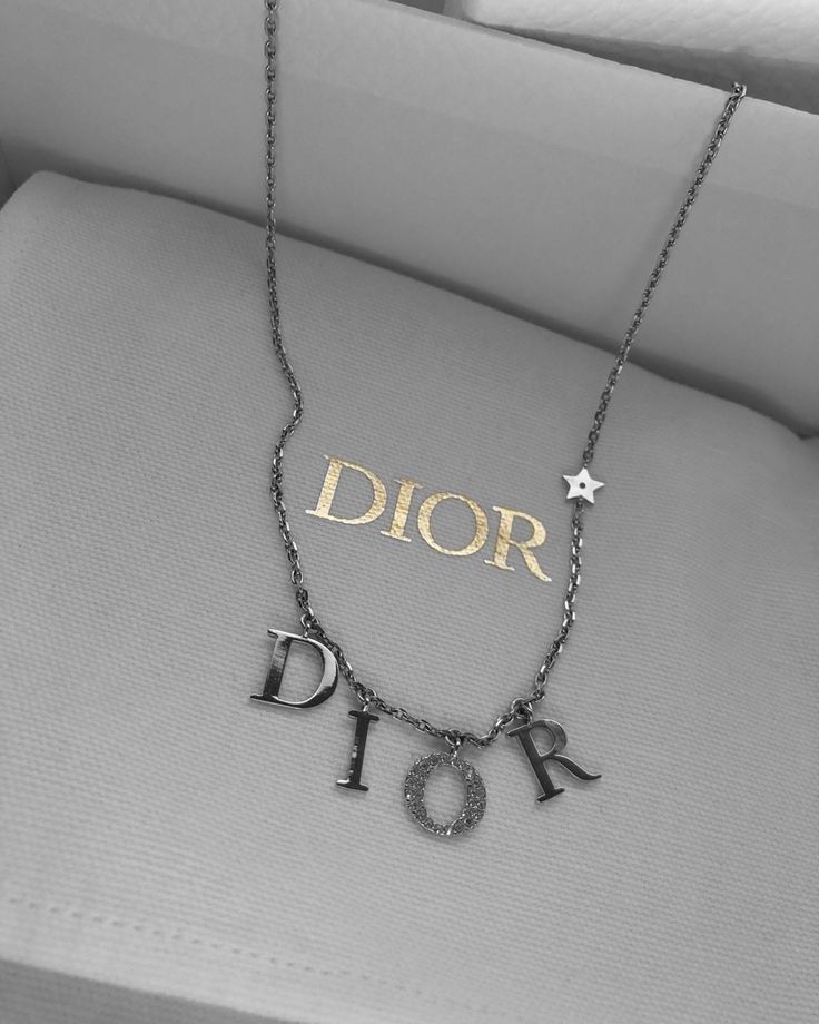 DIOR Necklace
