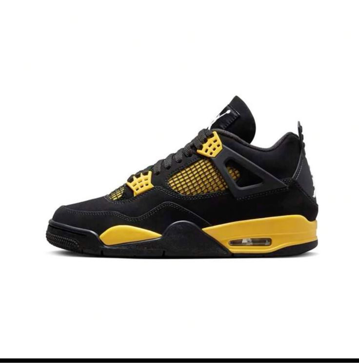 Jordan 4 Retro “Thunder”